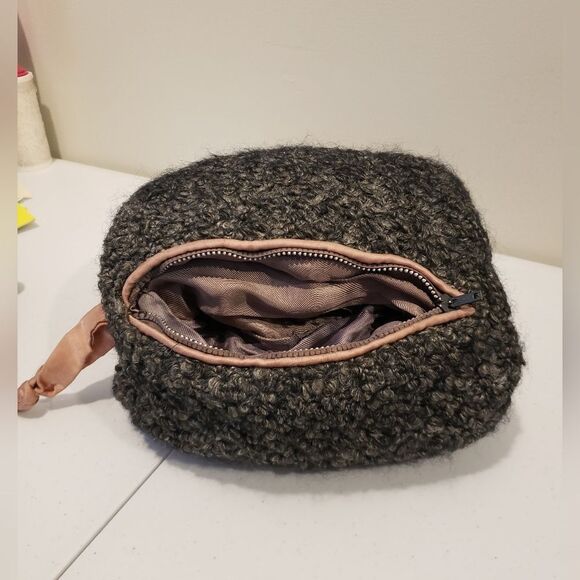 Vintage Lamb Skin Hand Muff - Picture 6 of 6